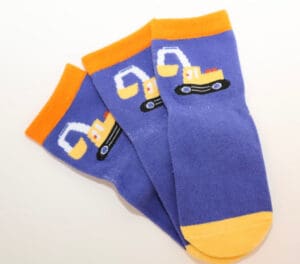 Kids' purple socks with excavator print